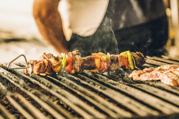 Quels conseils pour des brochettes de légumes grillés parfaites ?
