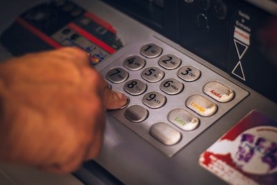 Pourquoi mettre sa carte Bancaire à l'abri du skimming ?